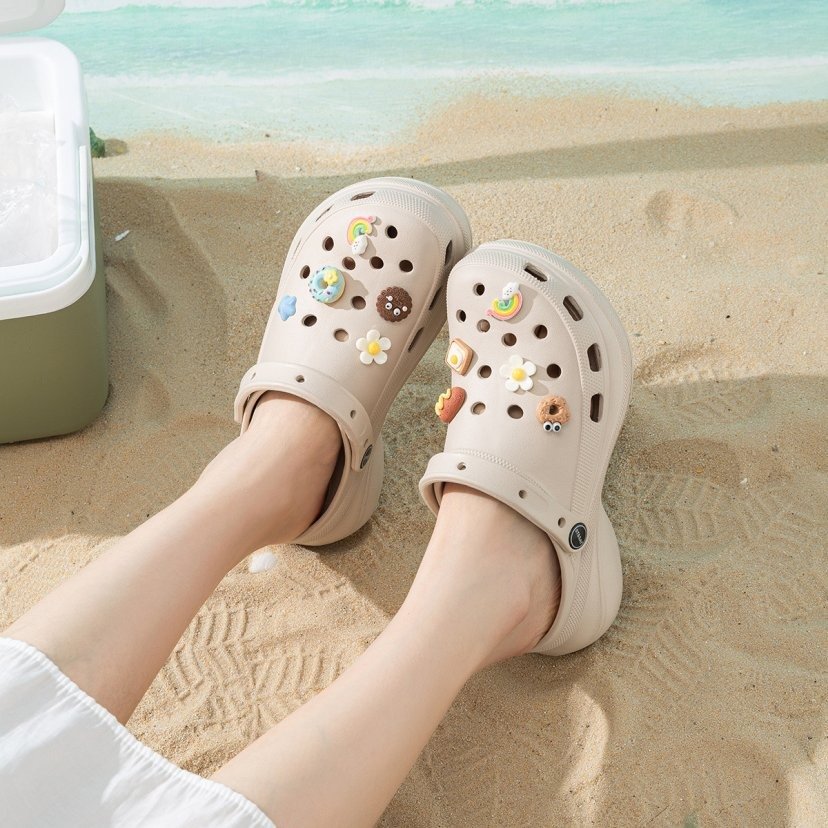 Custom Logo Lightweight Stylish Croc Suppliers